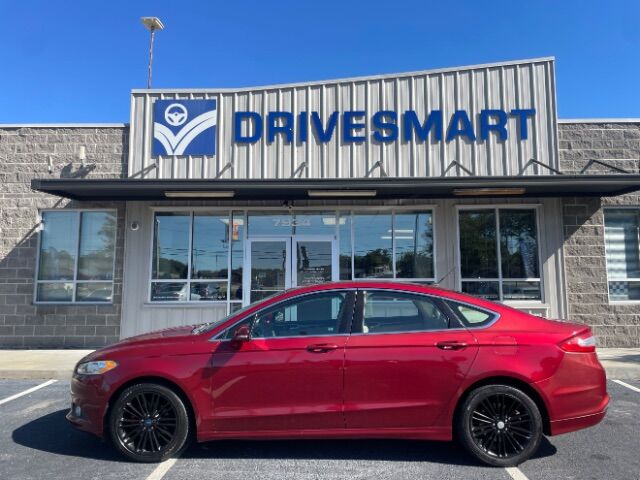 2013_Ford_Fusion_SE_ Columbia SC