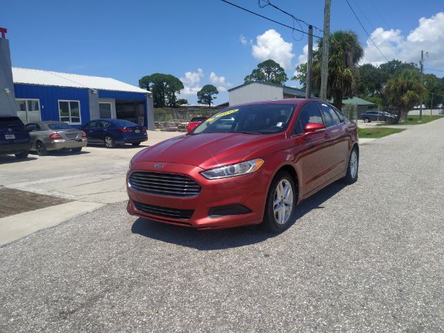 2013 Ford Fusion SE