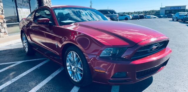 2013 Ford Mustang - SAR V6 Premium