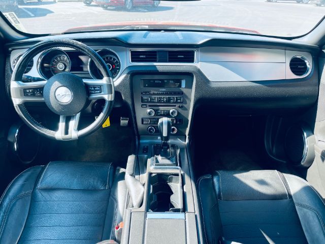 2013 Ford Mustang - SAR V6 Premium