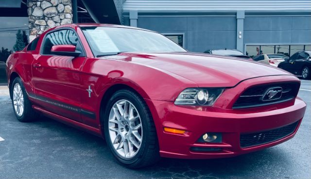2013 Ford Mustang - SAR V6 Premium