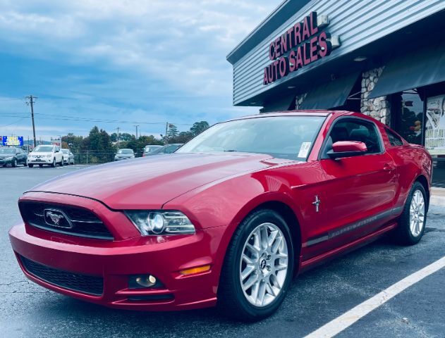 2013 Ford Mustang - SAR V6 Premium
