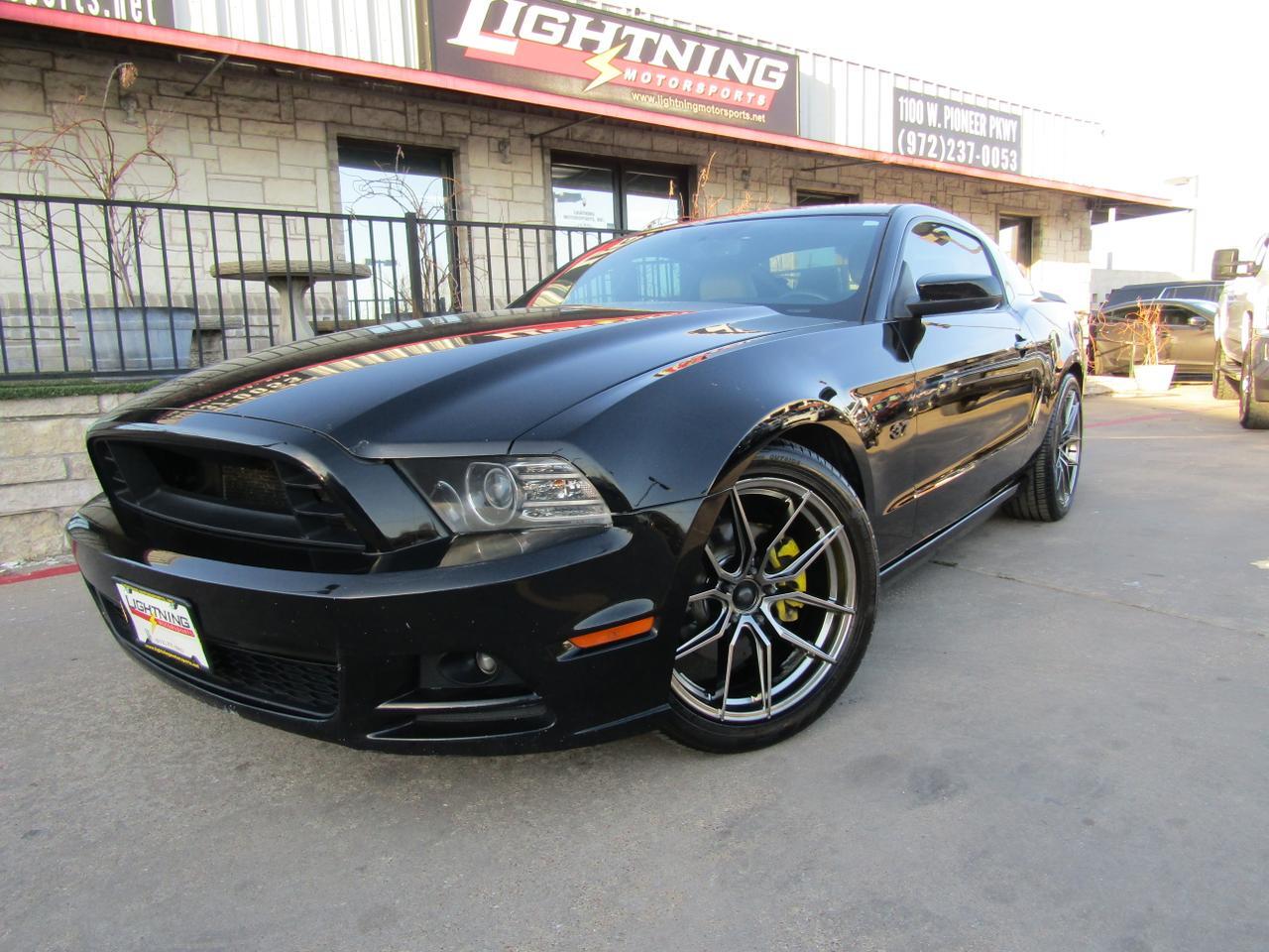 2013 Ford Mustang 2dr Cpe V6