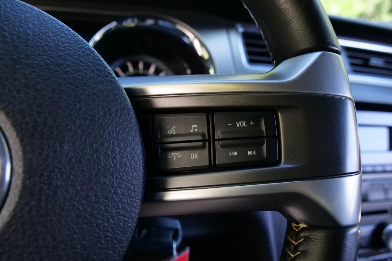 2013 Ford Mustang GT Premium / 5.0L V8 / Heated Leather Seats! Lincolnton NC