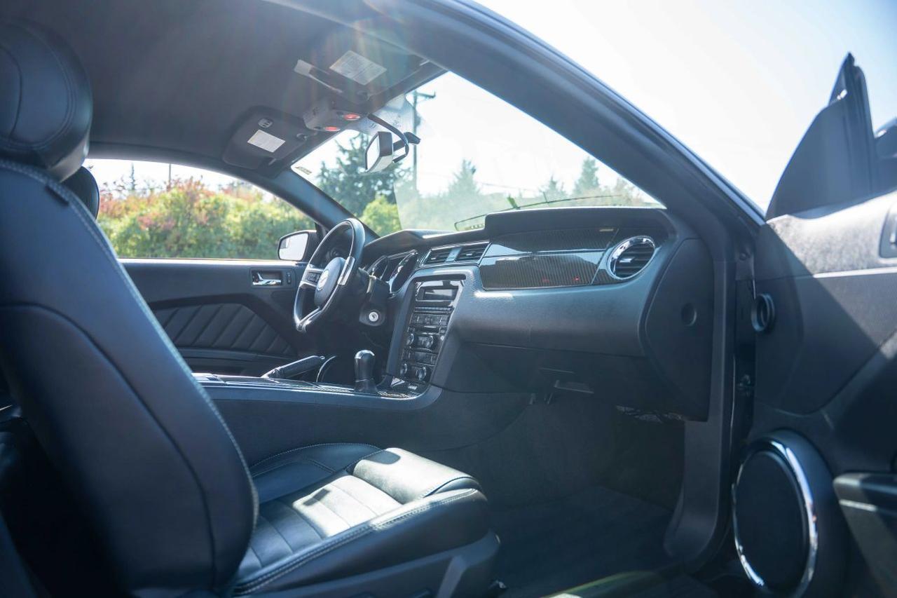 2013 Ford Mustang GT Premium Coupe 2D St. Louis MO