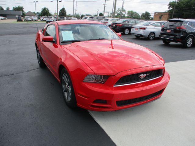 2013 Ford Mustang V6 Coupe