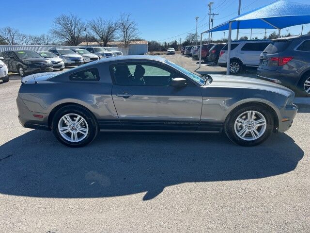 2013 Ford Mustang V6 Premium Gainesville TX