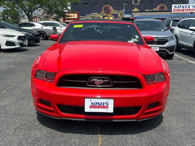2013 Ford Mustang V6 Premium Worcester MA