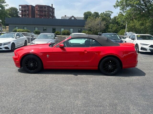 2013 Ford Mustang V6 Premium Worcester MA
