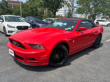 2013_Ford_Mustang_V6 Premium_ Worcester MA