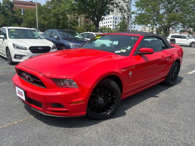 2013 Ford Mustang V6 Premium Worcester MA