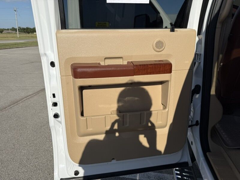 2013 Ford Super Crew F-350 DRW FX4 4x4 Diesel King Ranch King Ranch Collinsville OK