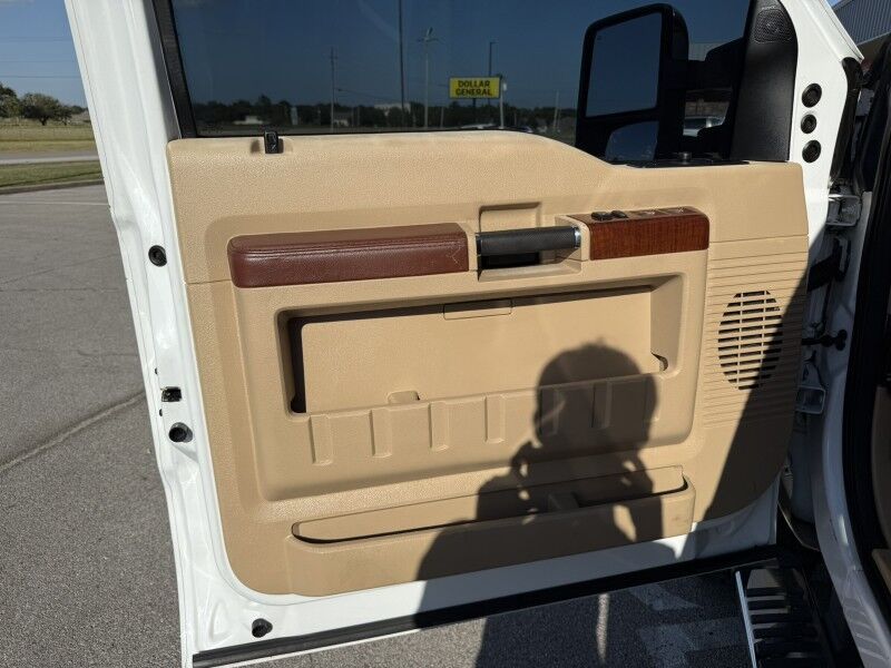 2013 Ford Super Crew F-350 DRW FX4 4x4 Diesel King Ranch King Ranch Collinsville OK