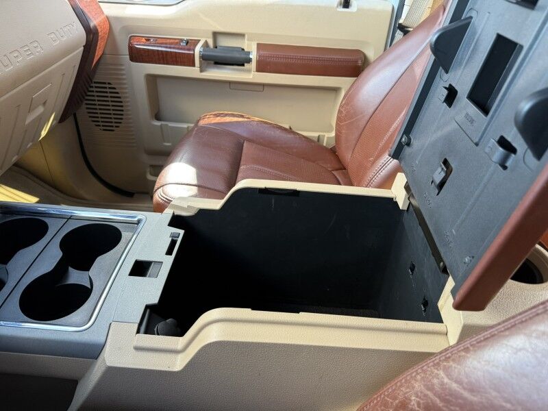 2013 Ford Super Crew F-350 DRW FX4 4x4 Diesel King Ranch King Ranch Collinsville OK