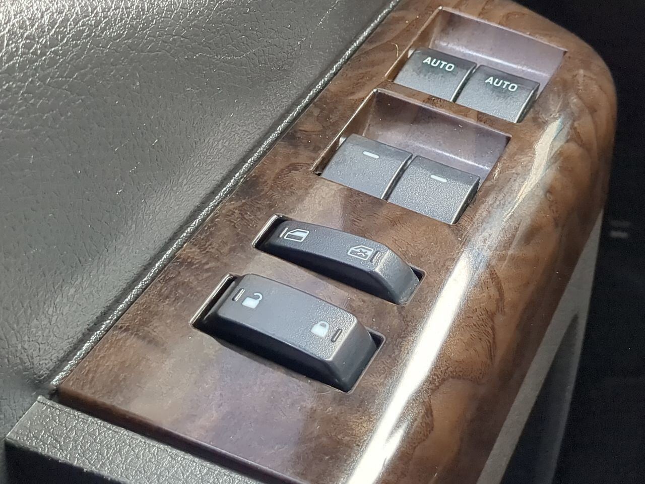 2013 Ford Super Duty F-250 SRW Lariat Winder GA