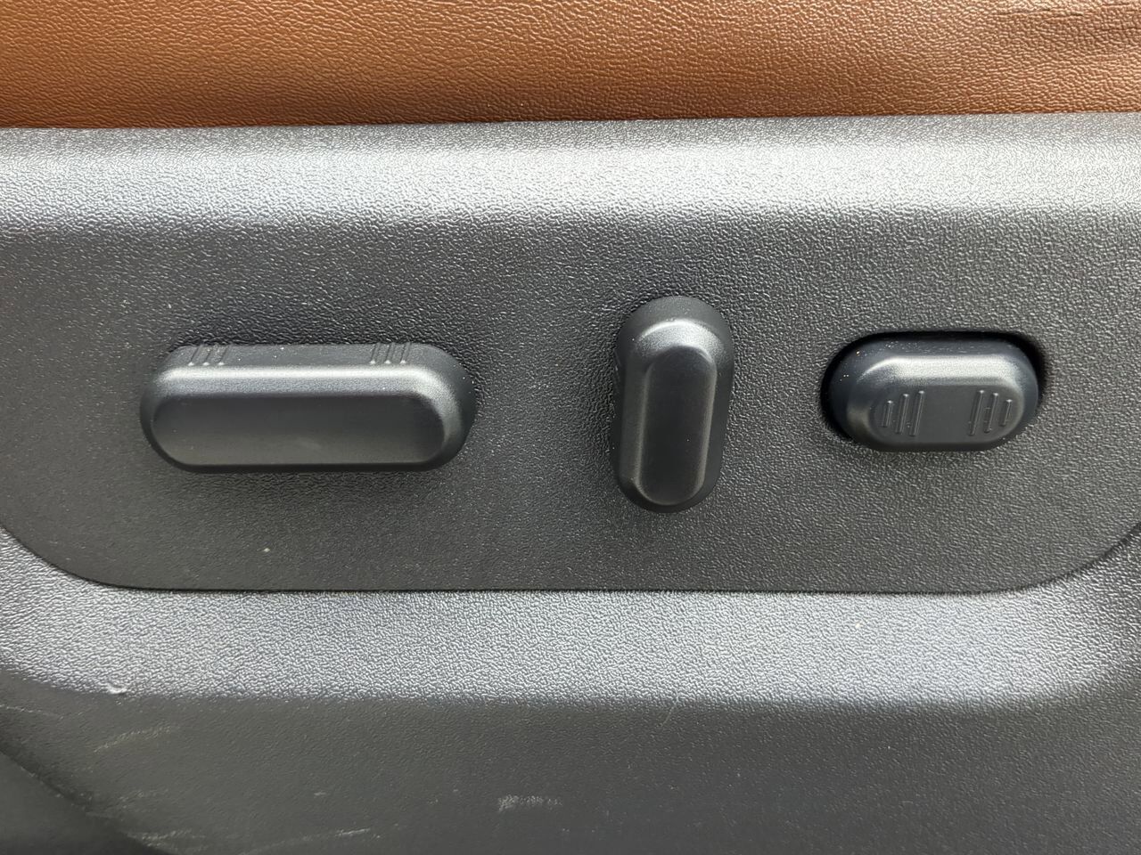 2013 Ford Super Duty F-250 SRW Lariat Winder GA