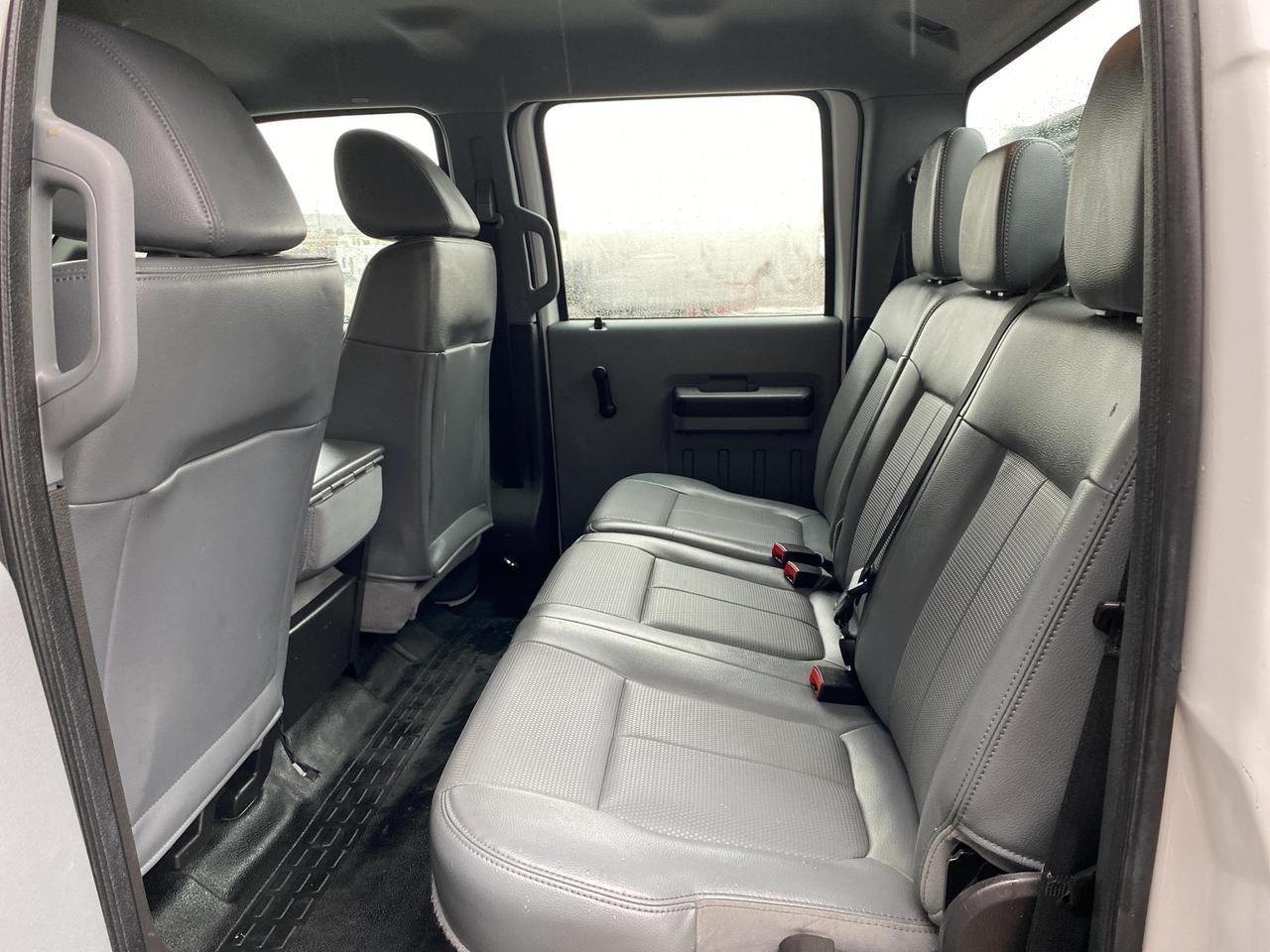 2013 Ford Super Duty F-350 DRW XL
