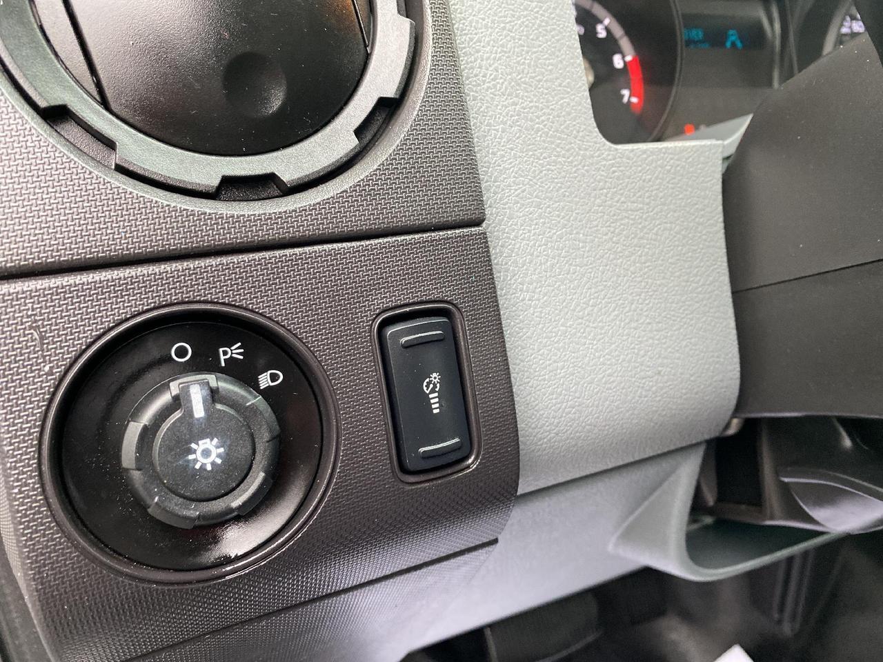 2013 Ford Super Duty F-350 DRW XL