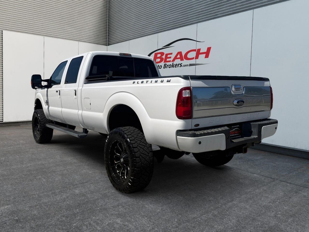 2013 Ford Super Duty F-350 SRW LARIAT, HEATED/VENTILATED SEATS, UNIVERSAL GARAGE DOOR OPENER, BED LINER, TONNEAU COVER, RUNNING BOARDS, SLIDING REAR WINDOW, BACKUP CAMERA, POWER/HEATED MIRRORS, SUNROOF, COME AND TEST DRIVE THIS FORD F-350! Norfolk VA