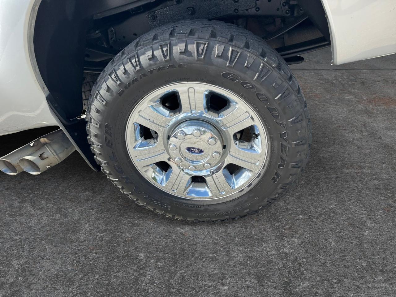 2013 Ford Super Duty F-350 SRW LARIAT, SUNROOF, HEATED & COOLED SEATS, SONY SPEAKERS, NAVIGATION, POWER SLIDING REAR WINDOW, HEATED REAR SEATS, BLUETOOTH, ONE OWNER TRUCK, LOADED WITH FEATURES, READY TO WORK- COME SEE THIS TRUCK BEFORE ITS GONE!!! Norfolk VA