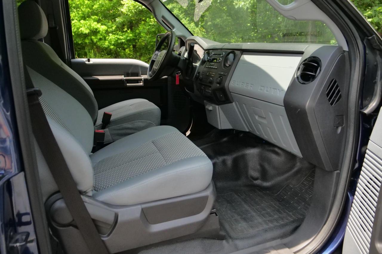 2013 Ford Super Duty F-450 XL 4X4 / DRW / 6.7L V8 Power Stroke Diesel! Lincolnton NC