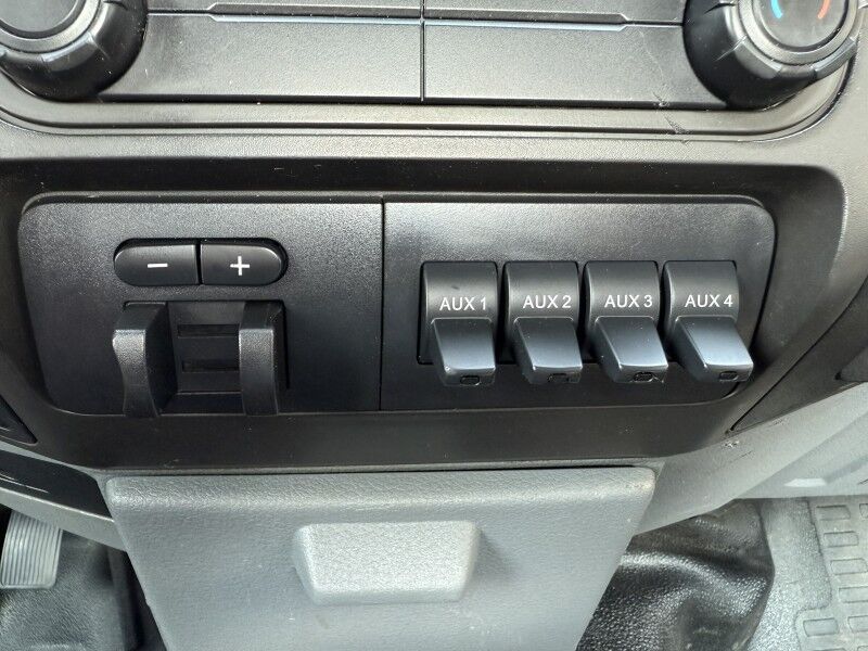 2013 Ford Super Duty F-550 V10 Flatbed XL Collinsville OK