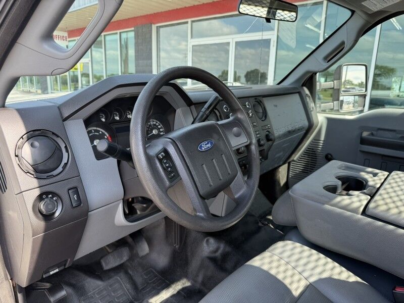 2013 Ford Super Duty F-550 V10 Flatbed XL Collinsville OK