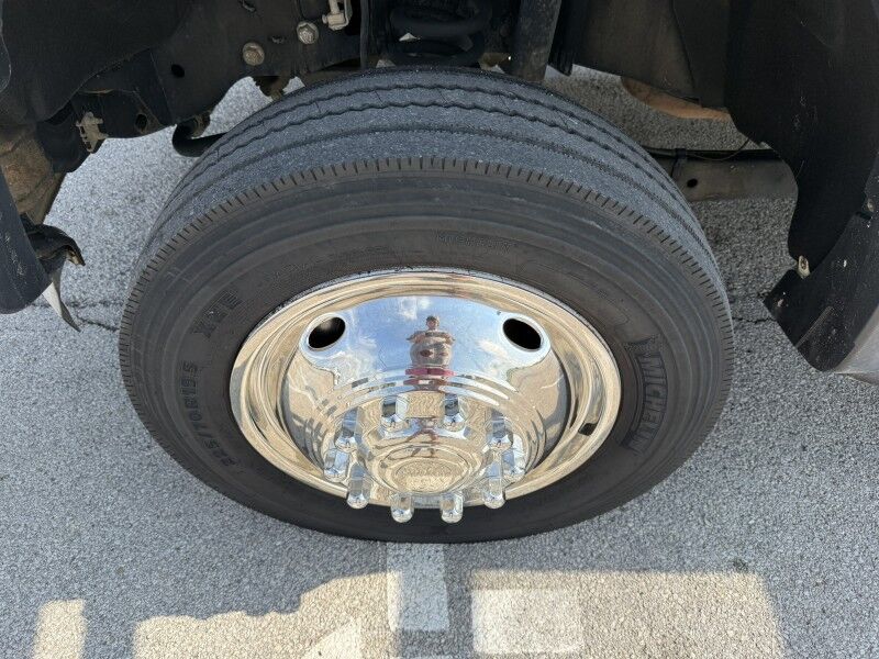 2013 Ford Super Duty F-550 V10 Flatbed XL Collinsville OK