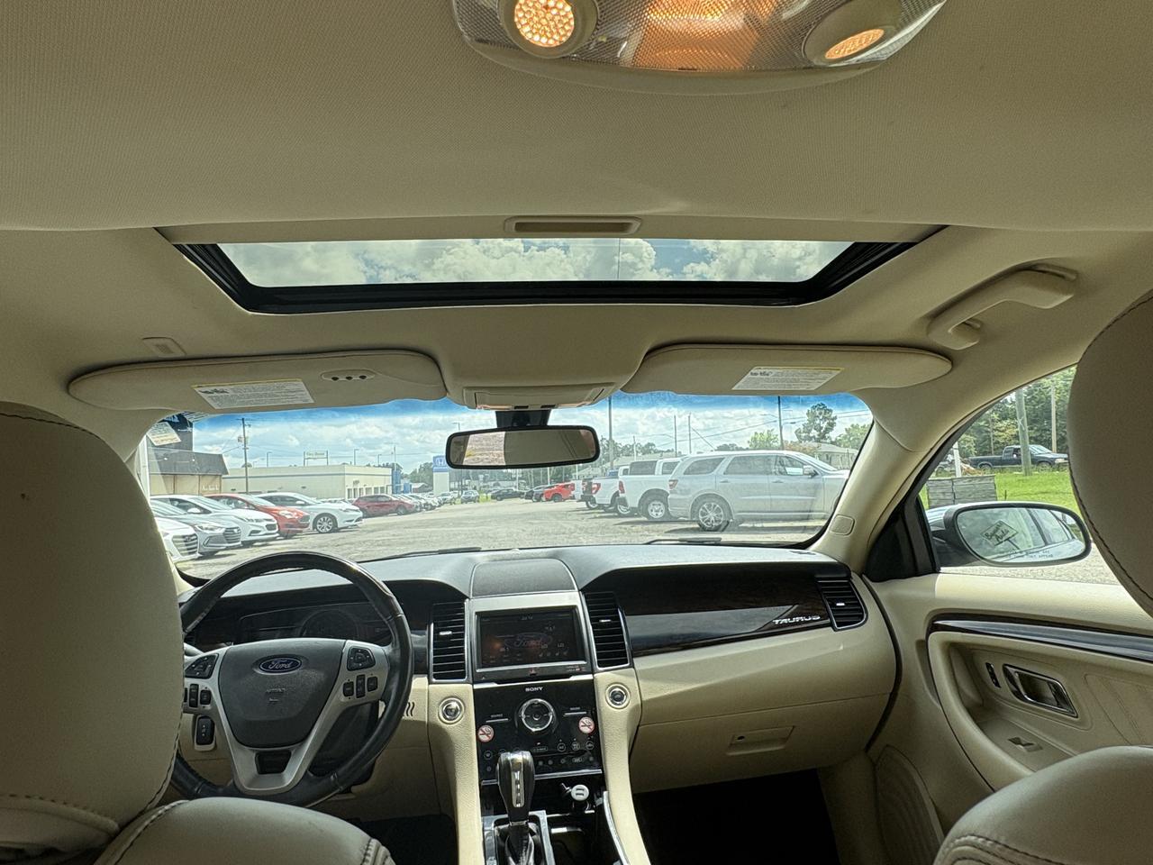 2013 Ford Taurus Limited Meridian MS