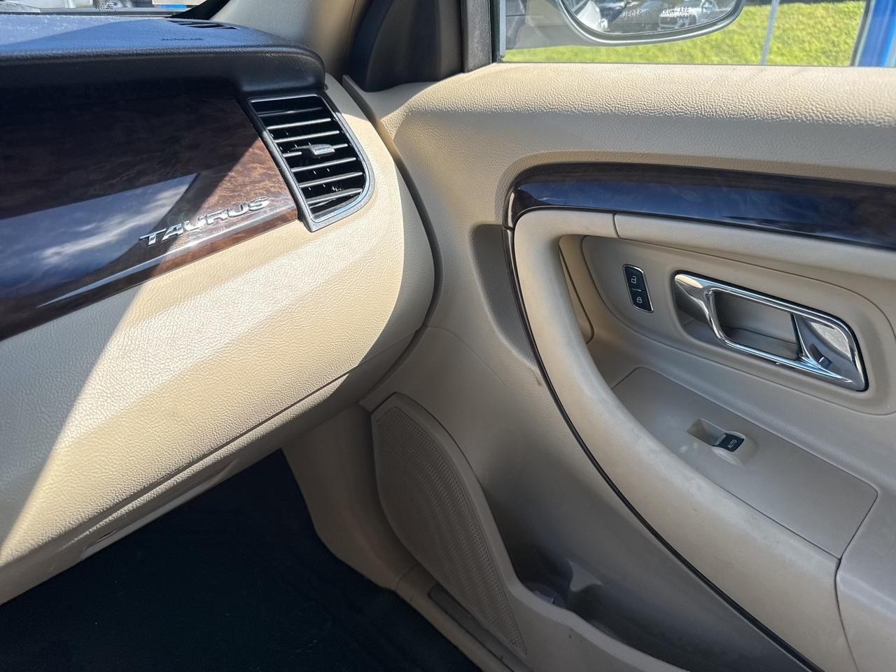 2013 Ford Taurus Limited Warrenton VA