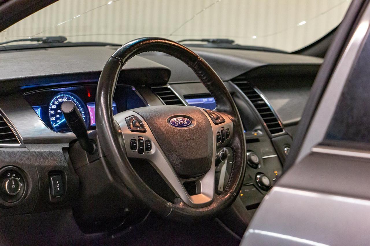 2013 Ford Taurus SEL Leather Roof Heated Seats Red Deer AB