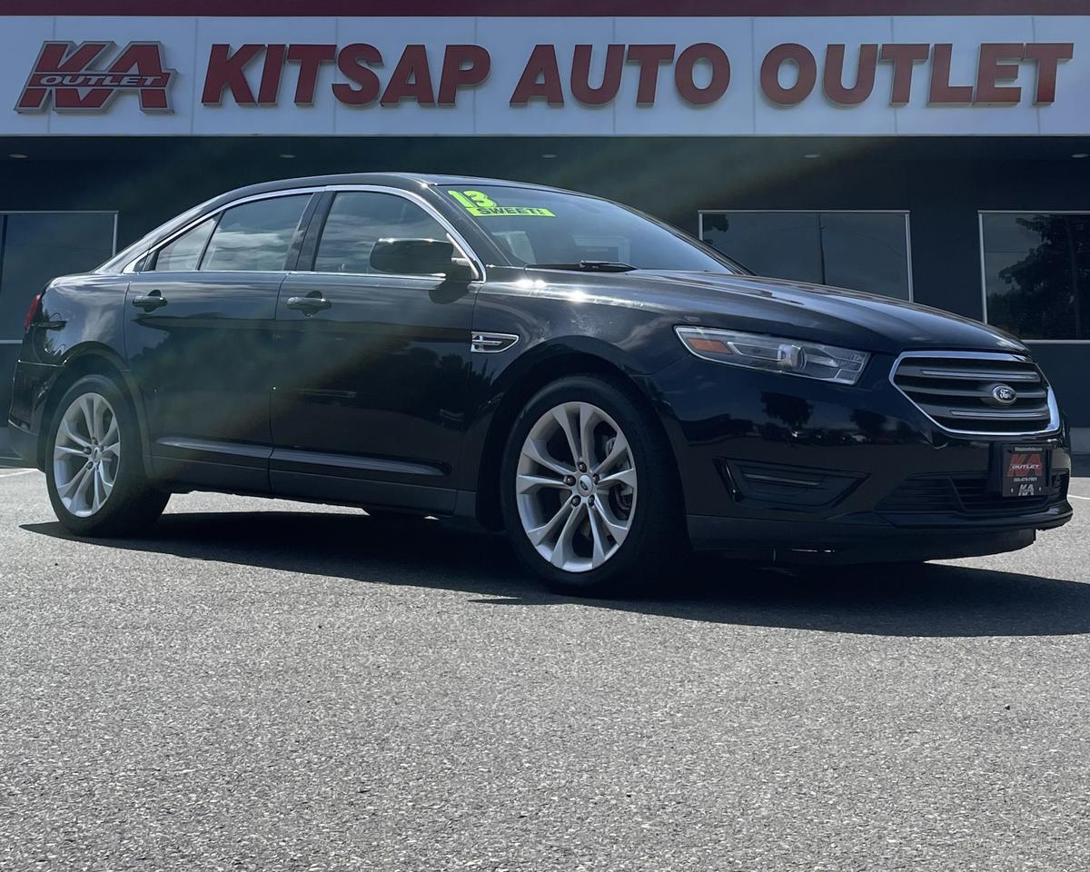 2013 Ford Taurus SEL Sedan 4D