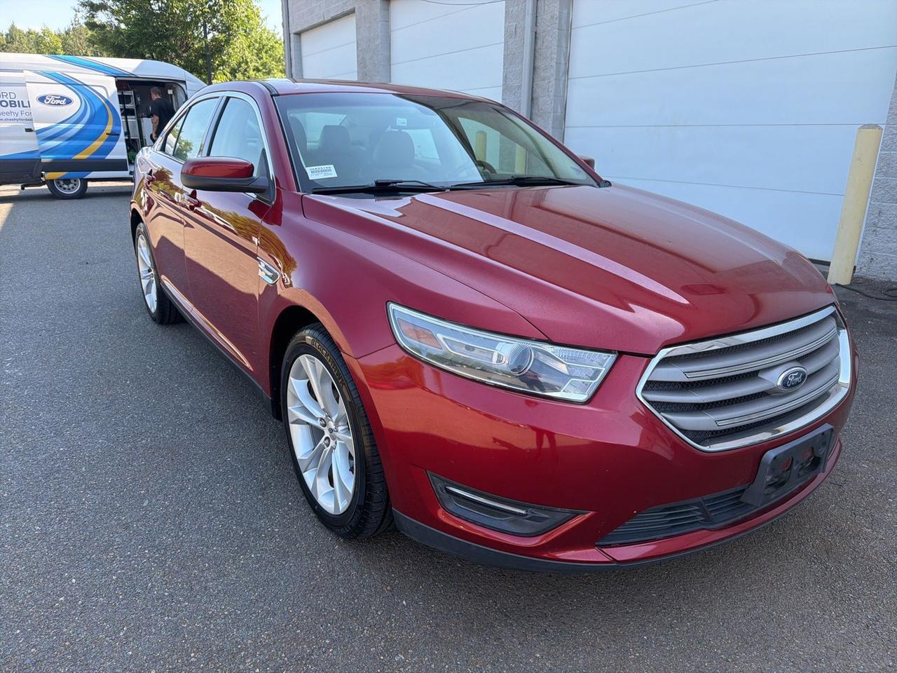 2013 Ford Taurus