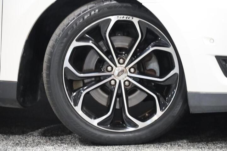 2013 Ford Taurus SHO AWD Performance Package 4dr Sedan Chicago IL