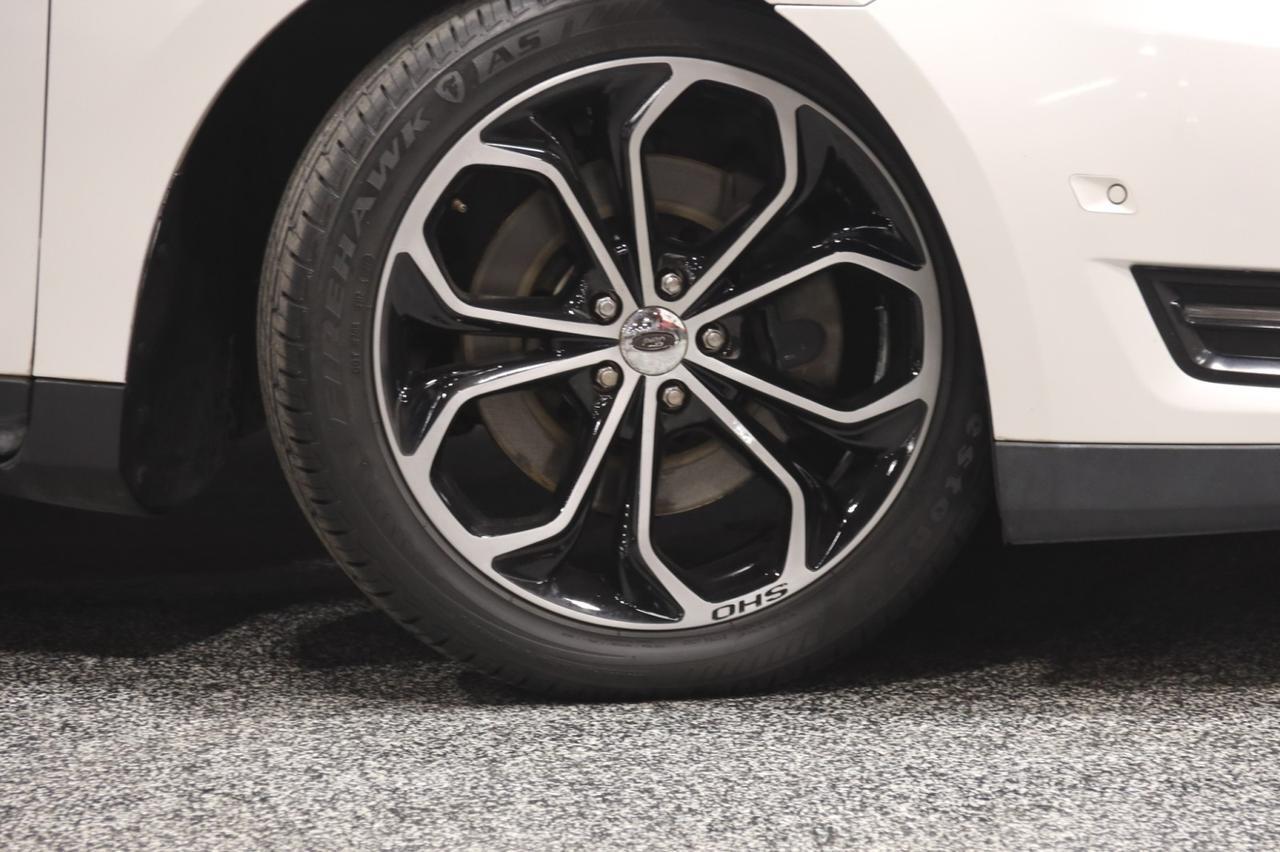 2013 Ford Taurus SHO AWD Performance Package 4dr Sedan Skokie IL