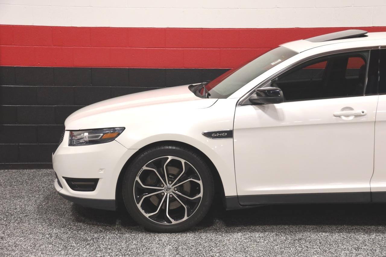 2013 Ford Taurus SHO AWD Performance Package 4dr Sedan Skokie IL