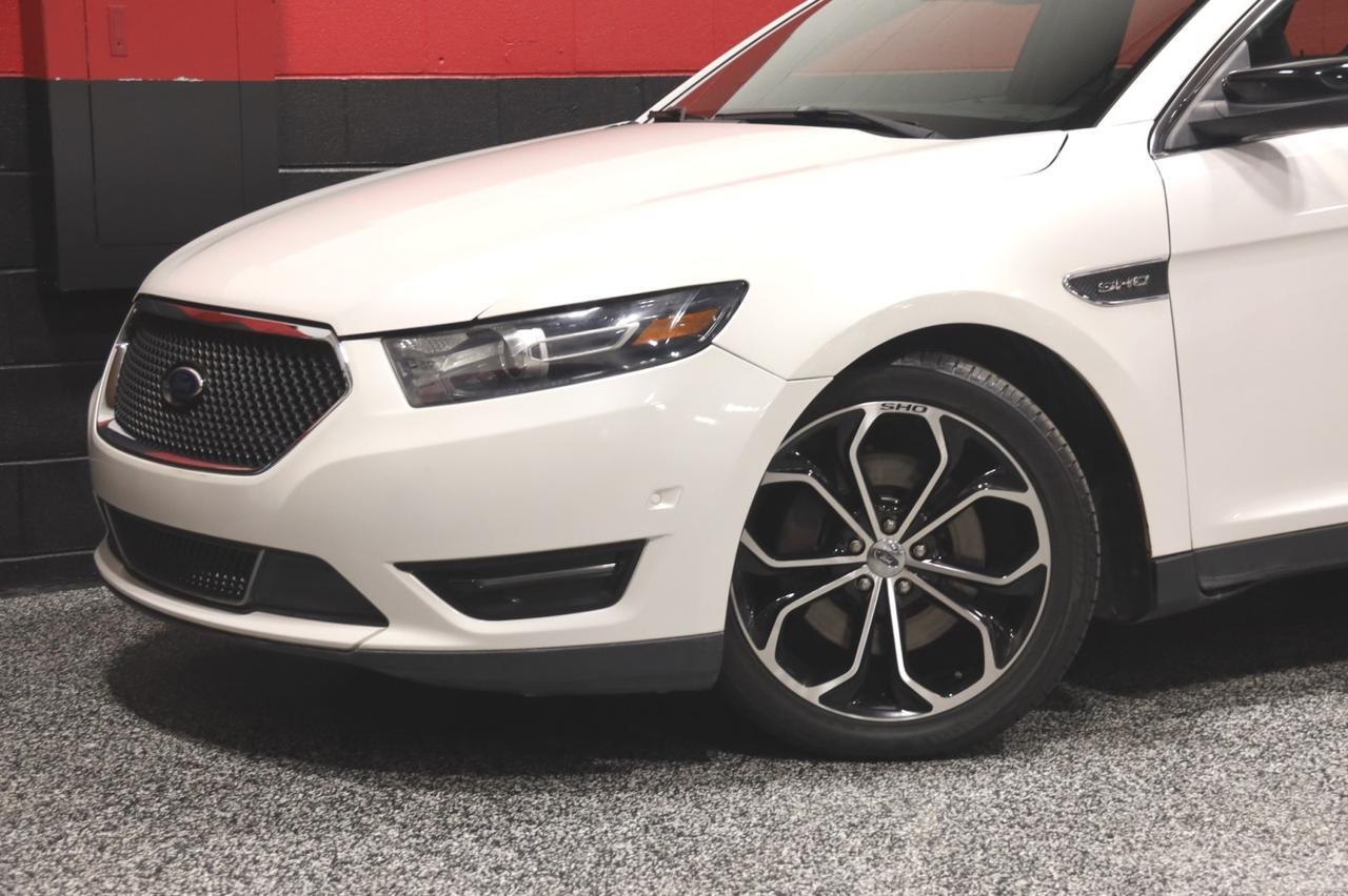 2013 Ford Taurus SHO AWD Performance Package 4dr Sedan Skokie IL