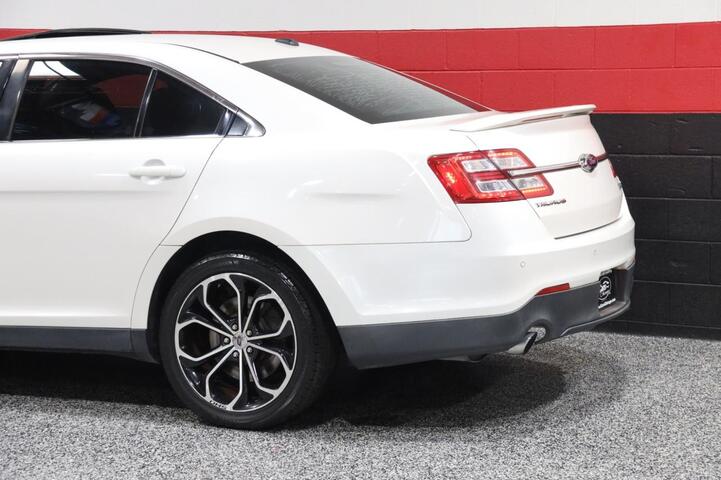 2013 Ford Taurus SHO AWD Performance Package 4dr Sedan Chicago IL