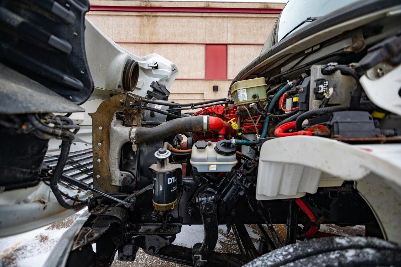 2013 Freightliner M2 106 Day Cab Deck Liftgate Diesel Red Deer AB