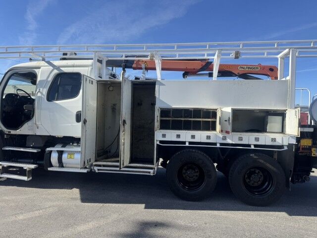 2013 Freightliner SD108 Palfinger PK11001 Crane Henrico VA 2013 Freightliner SD108 Palfinger PK11001 Crane Henrico VA