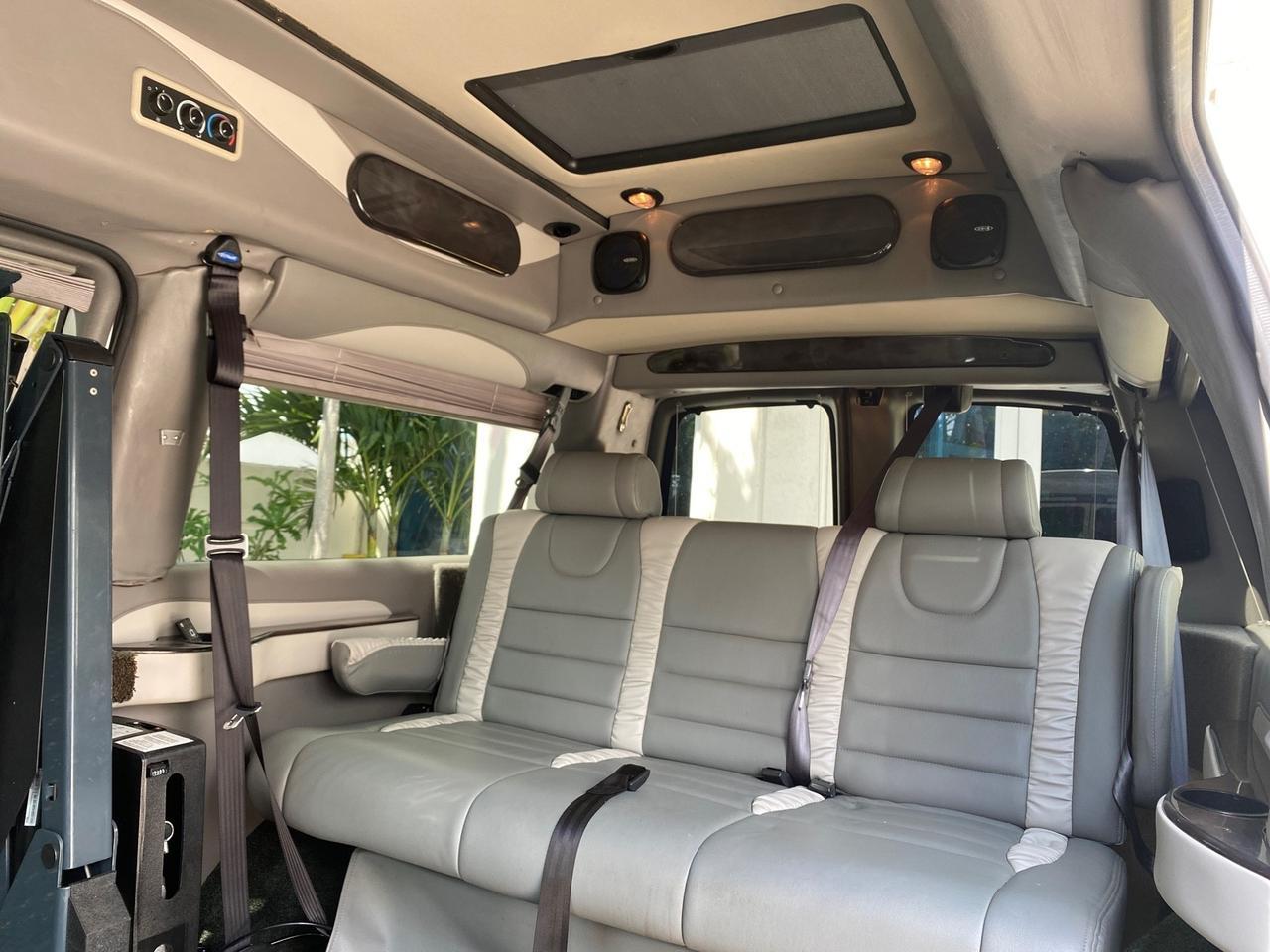 2013 GMC SAVANA HI TOP CONVERSION HANDICAP LIFT LOW MILES 24,857 Pompano Beach FL