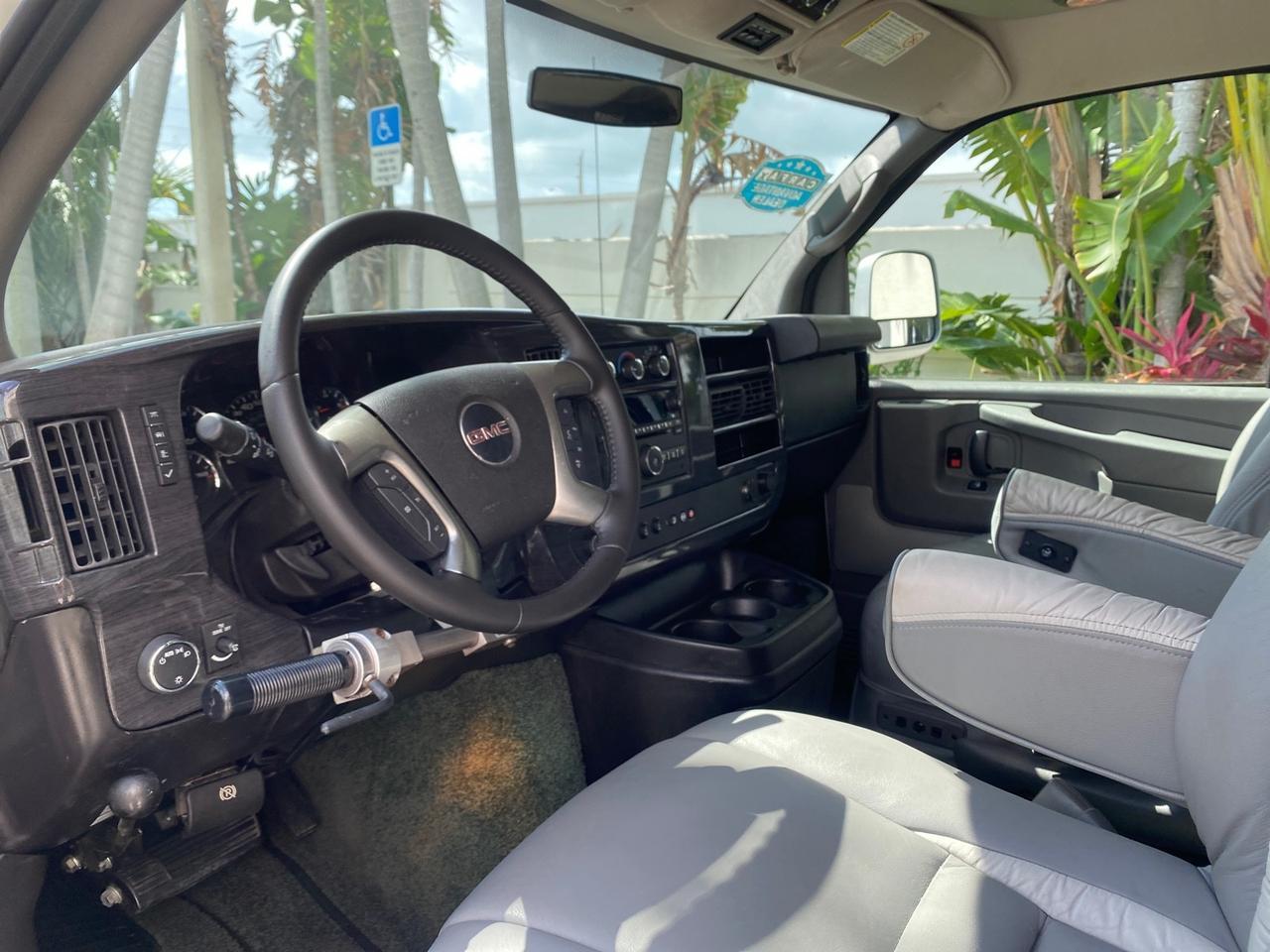 2013 GMC SAVANA HI TOP CONVERSION HANDICAP LIFT LOW MILES 24,857 Pompano Beach FL