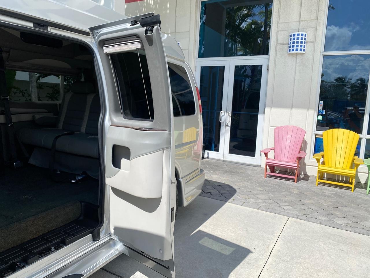 2013 GMC SAVANA HI TOP CONVERSION HANDICAP LIFT LOW MILES 24,857 Pompano Beach FL