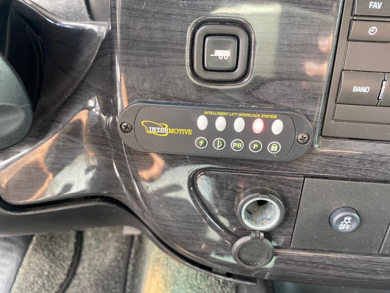 2013 GMC SAVANA HI TOP CONVERSION HANDICAP LIFT LOW MILES 24,857 Pompano Beach FL