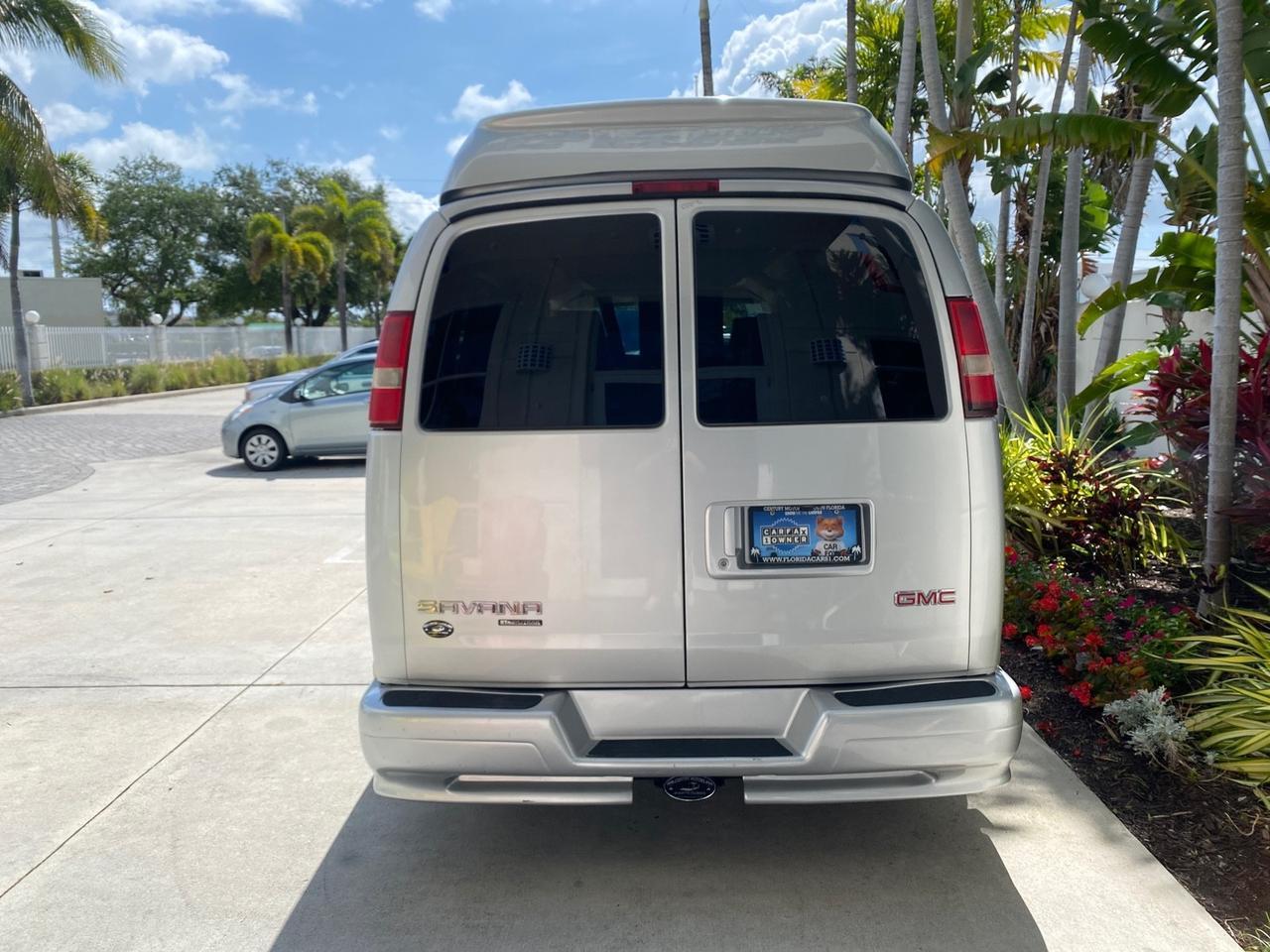 2013 GMC SAVANA HI TOP CONVERSION HANDICAP LIFT LOW MILES 24,857 Pompano Beach FL