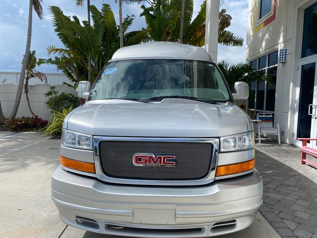 2013 GMC SAVANA HI TOP CONVERSION HANDICAP LIFT LOW MILES 24,857