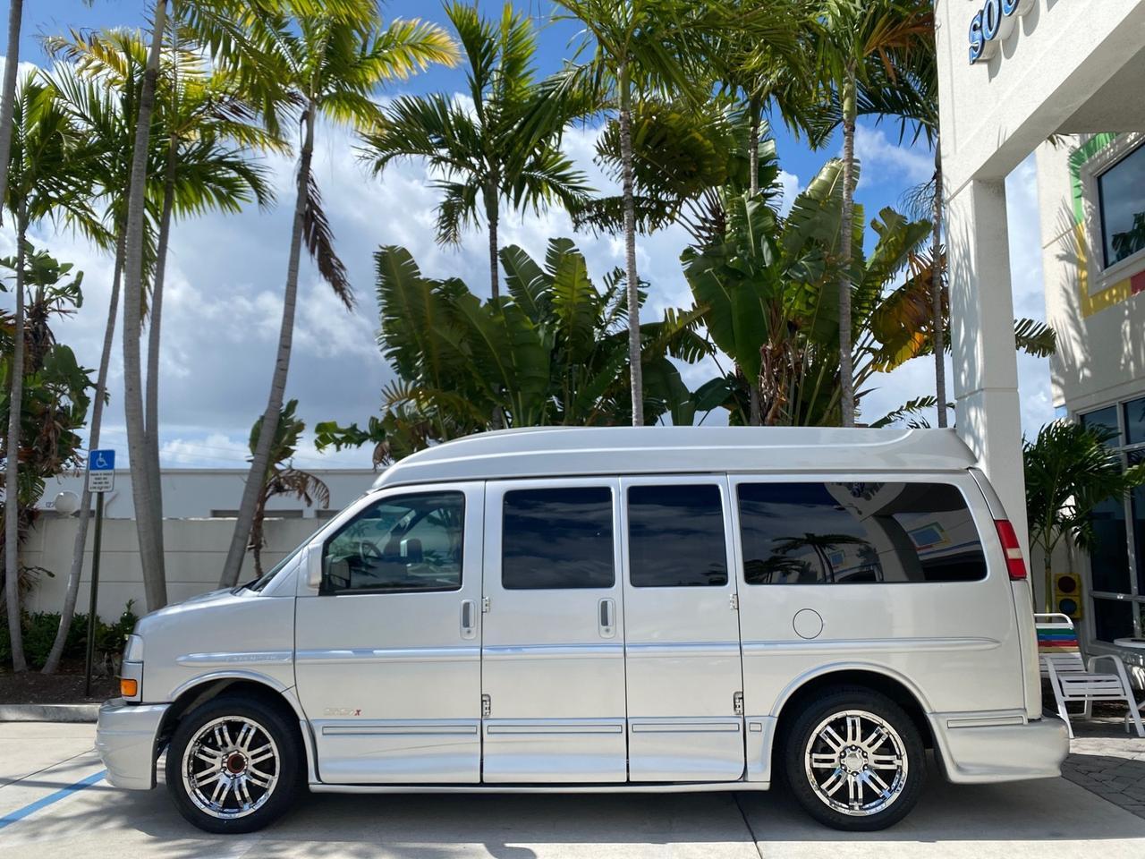 2013 GMC SAVANA HI TOP CONVERSION HANDICAP LIFT LOW MILES 24,857 Pompano Beach FL