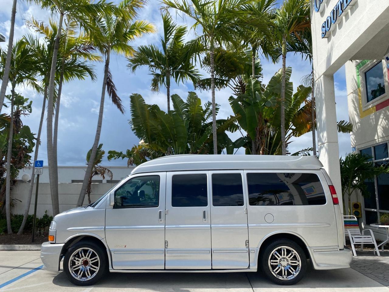 2013 GMC SAVANA HI TOP CONVERSION HANDICAP LIFT LOW MILES 24,857 Pompano Beach FL