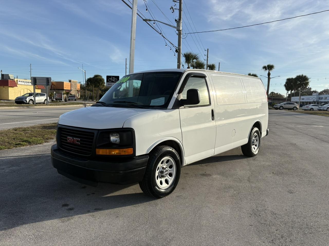 2013 GMC Savana Cargo Van
