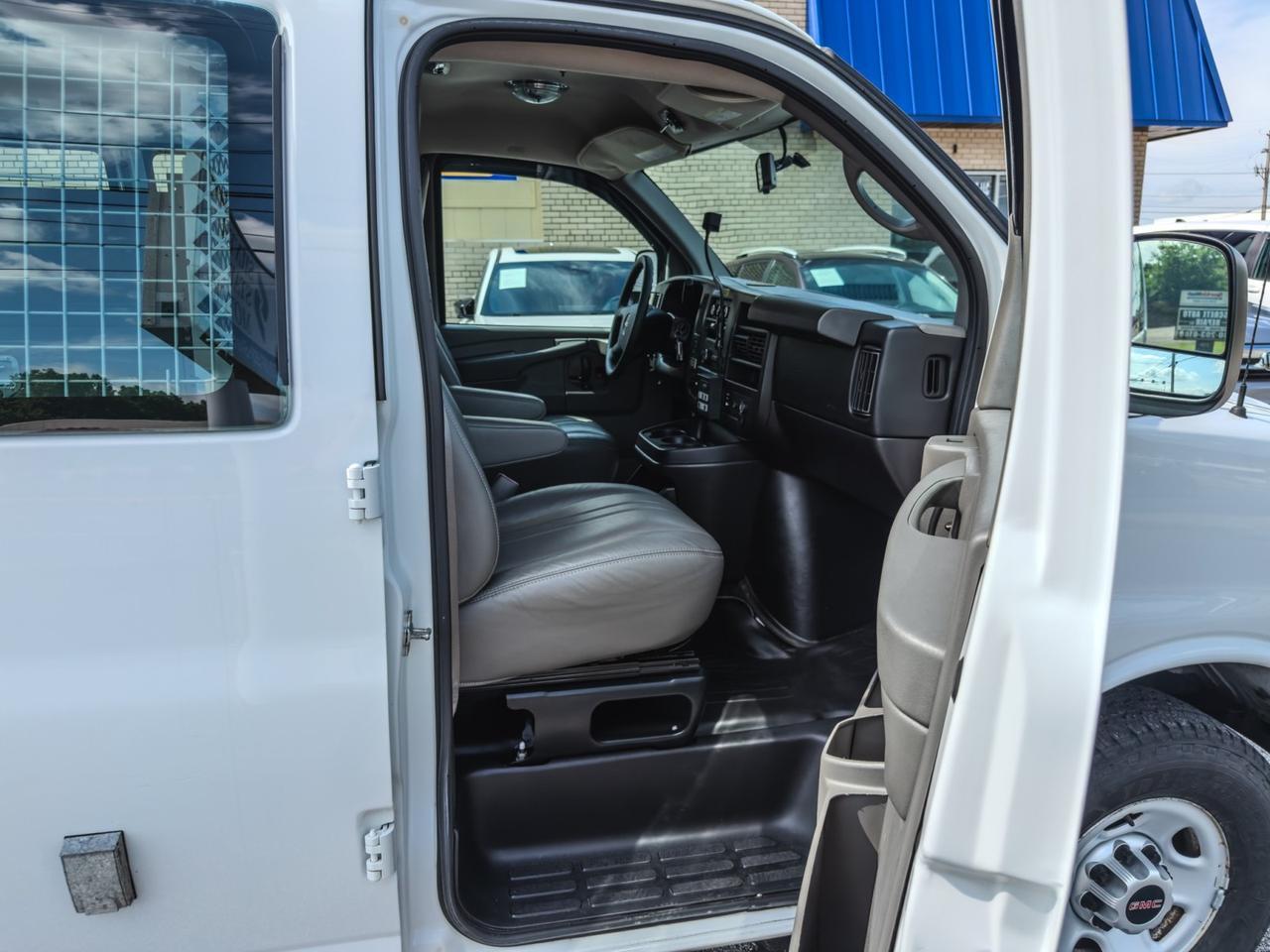 2013 GMC Savana Cargo Van Tallmadge OH